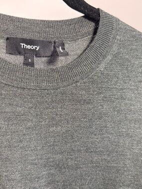 Theory Heather Gray Crewneck Sweater